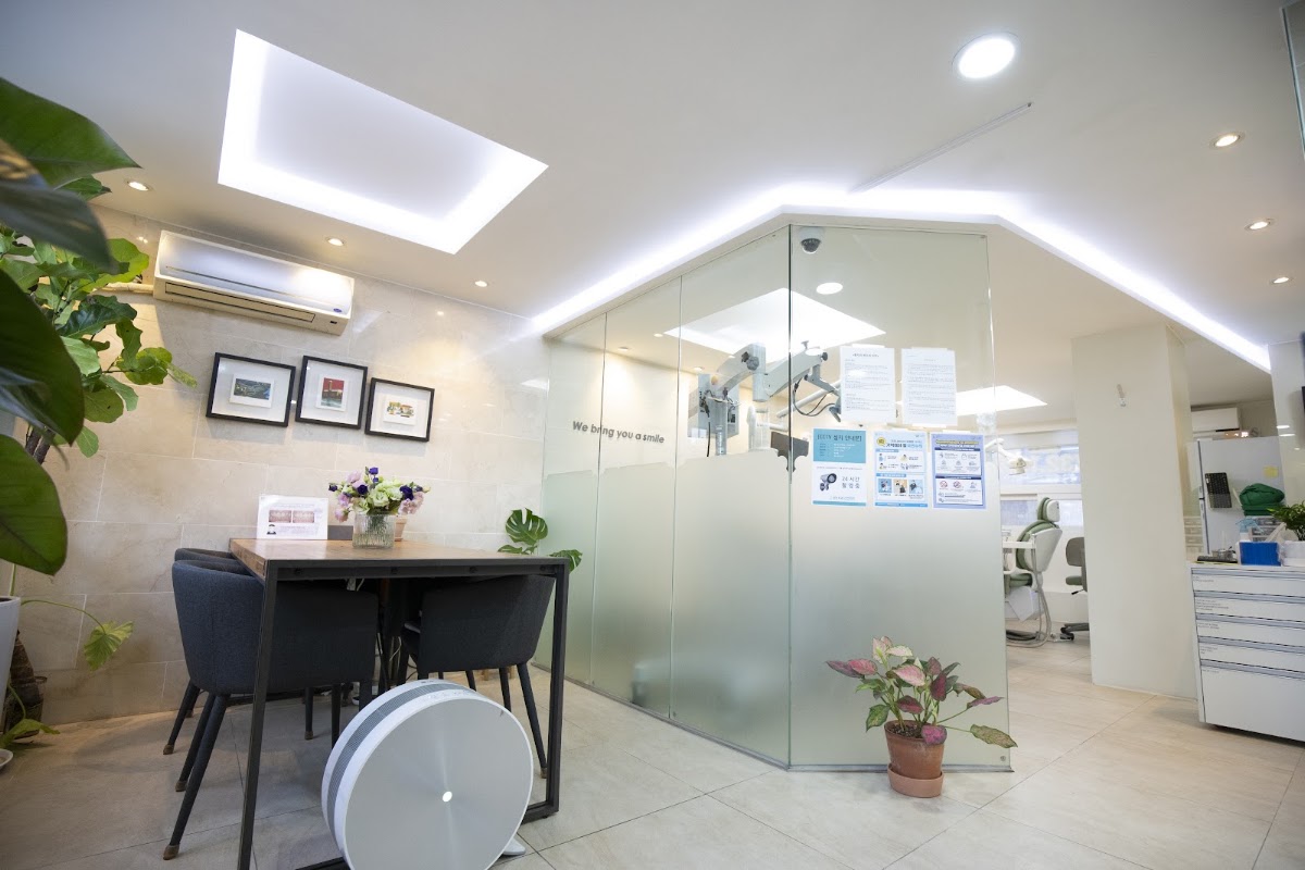 London Dental Clinic, Seoul