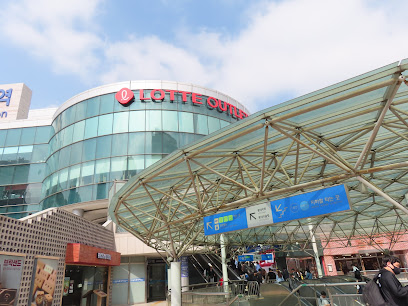 ZARA LOTTE OUTLETS Seoul Station