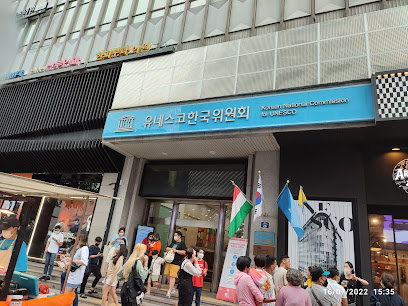 Myeongdong Underground Shopping Center, Seoul