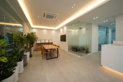 UPenn Jamsil English-speaking Dentist & Orthodontist, Seoul