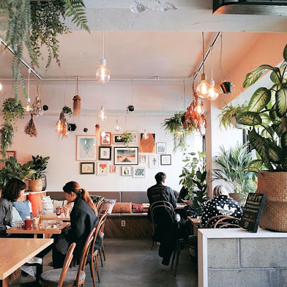 Plant Cafe Seoul (Itaewon)