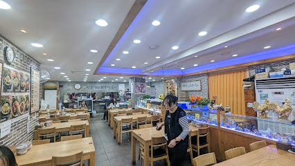 Baek Nyeon Baekse Ginseng Chicken Soup