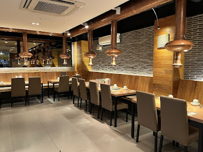 Wangbijib Myeongdong Center store