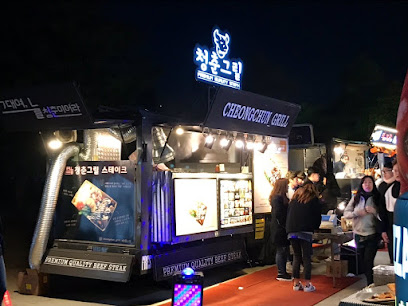 Night market
